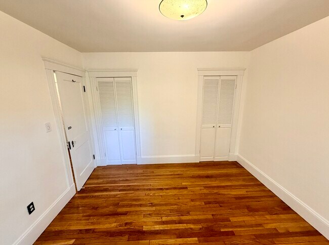 Building Photo - 216 Tremont St