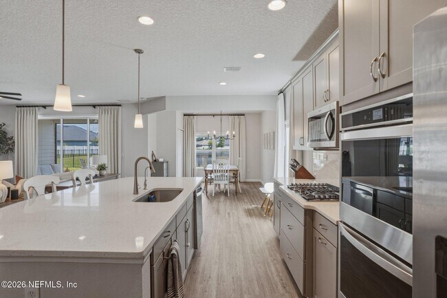 Building Photo - 85457 Amaryllis Ct