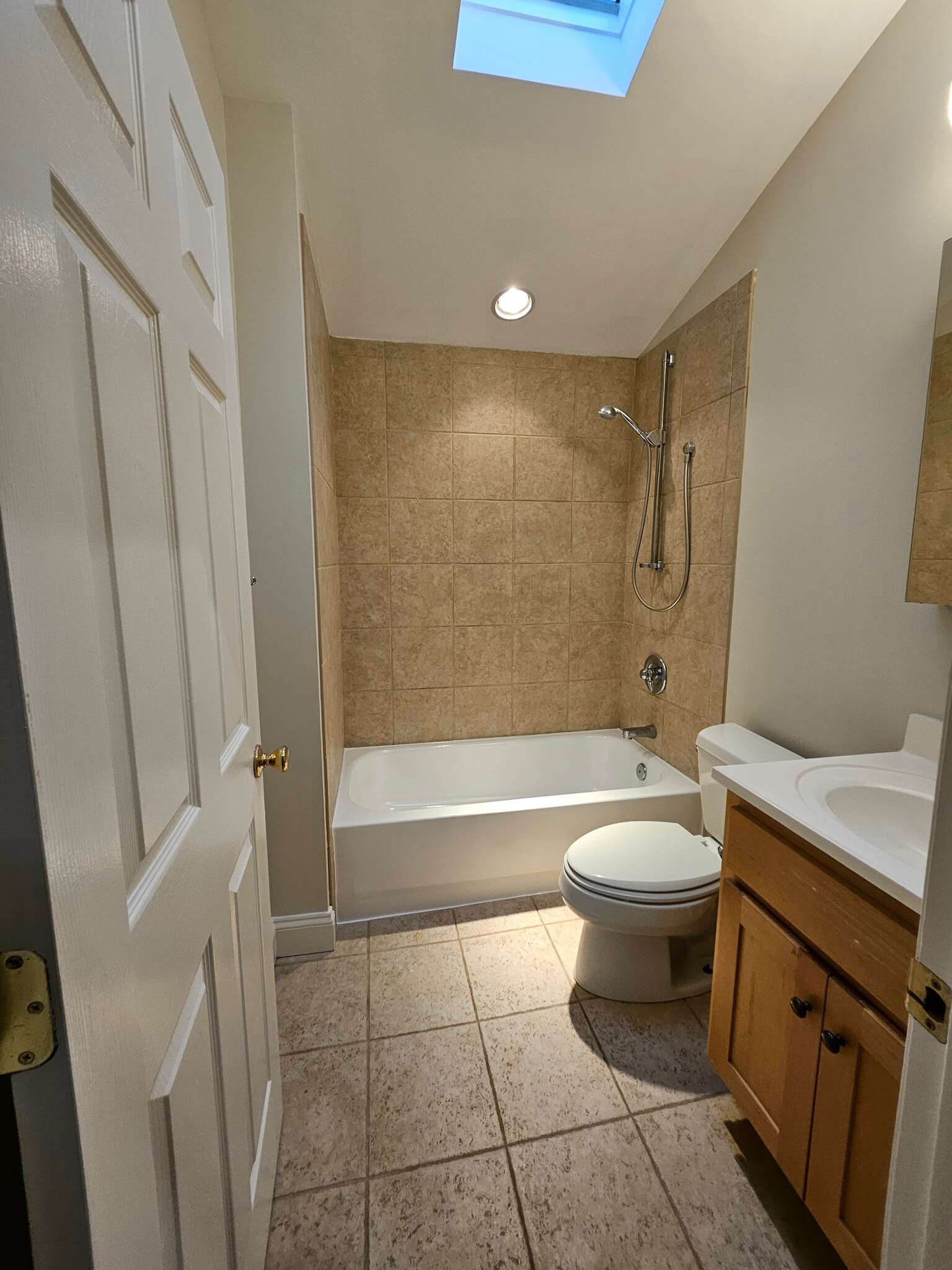 Bathroom - 718 N Stokes St