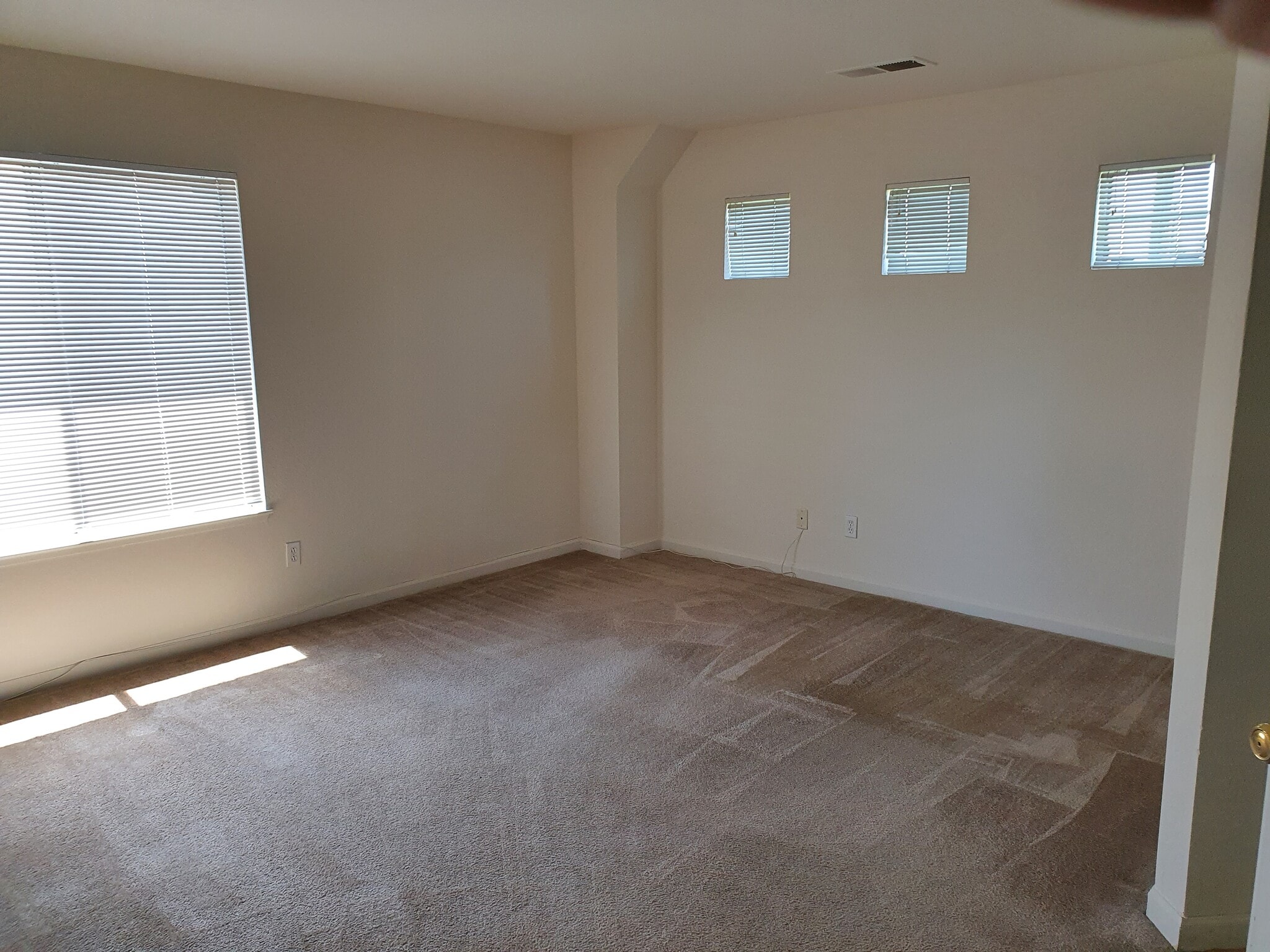Building Photo - 1505 Hermocilla Way
