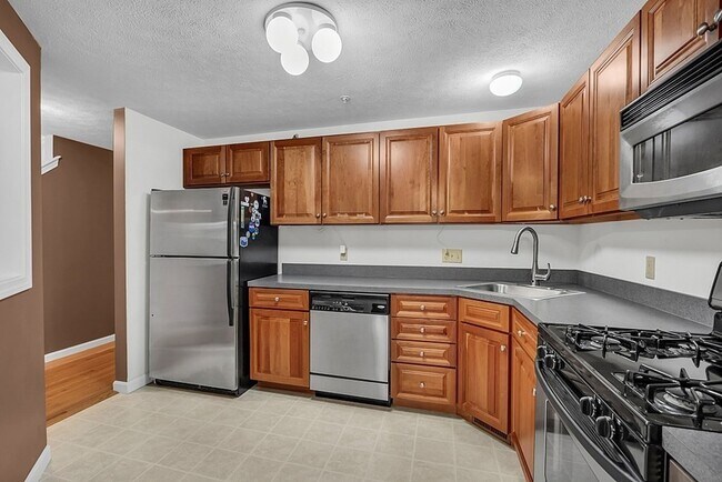 Building Photo - 30 Caspian Way