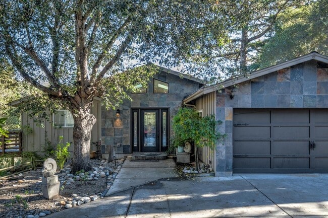 Building Photo - 24971 N Carmel Hills Dr