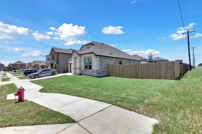Building Photo - 14516 Isidors Eagle Wy
