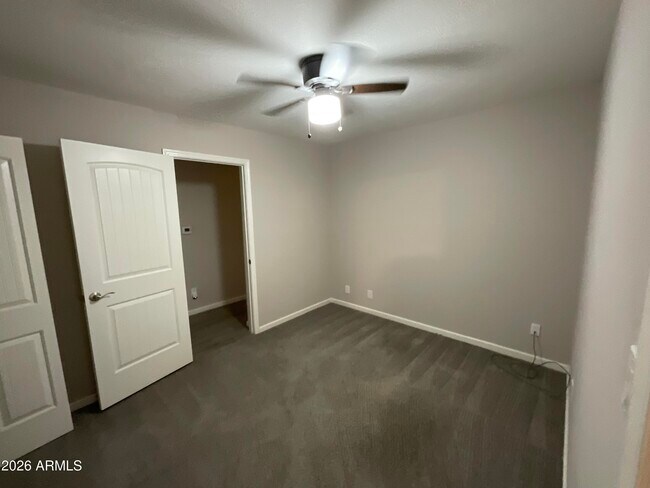 Building Photo - 2320 E Wier Ave