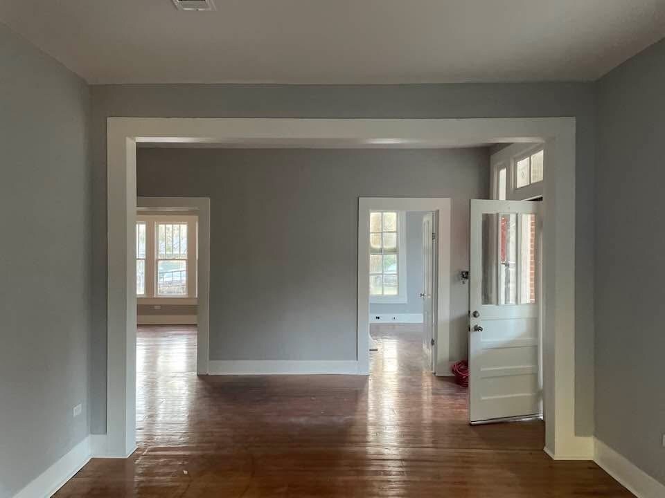 Building Photo - 201 E 3rd St