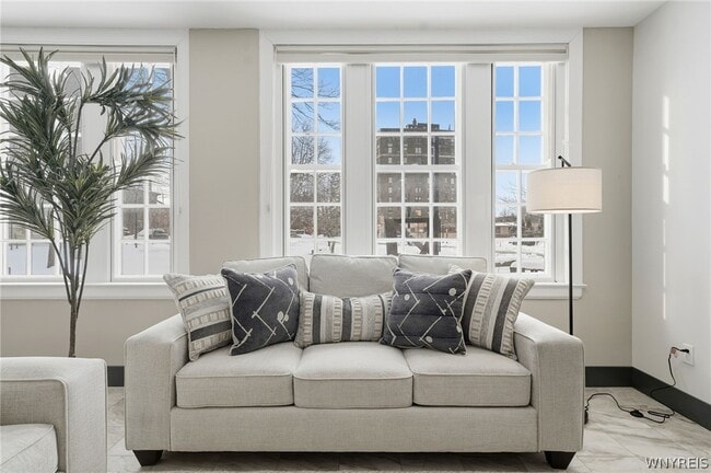 Building Photo - 40 North St