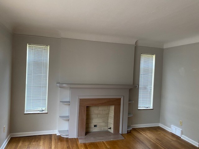 Building Photo - 11509 Lake Ave