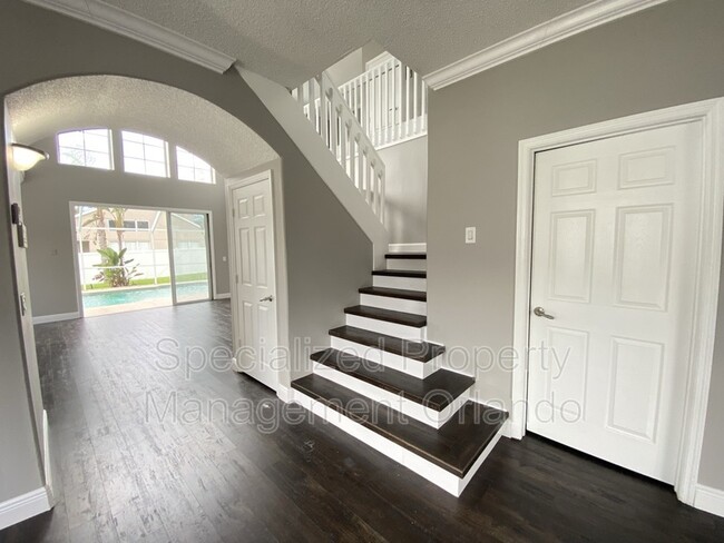 Building Photo - 1735 White Heron Bay Cir