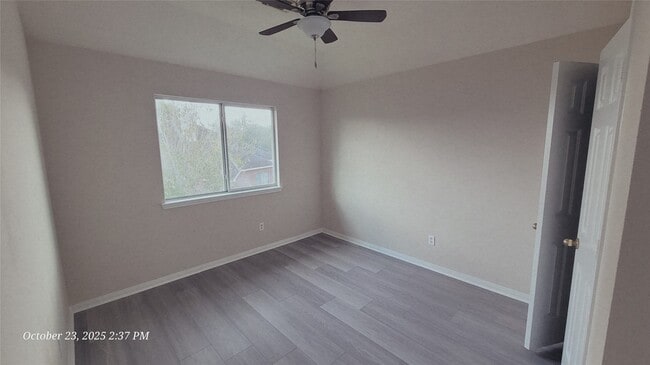 Building Photo - 2906 Humble Dr