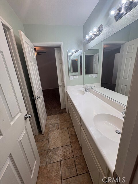 Building Photo - 40852 Treasure City Ln