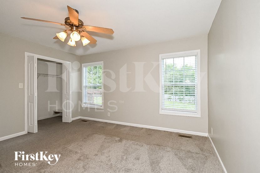 Building Photo - 3916 Justene Ct