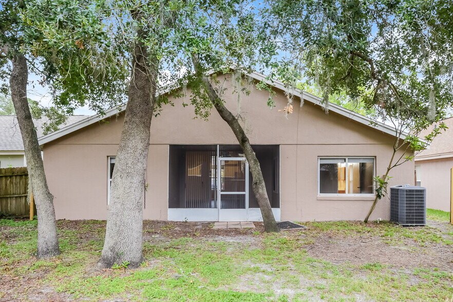 Building Photo - 1092 Manigan Ave