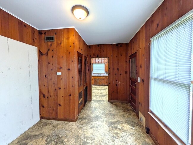 Building Photo - 4315 Brandon Ave