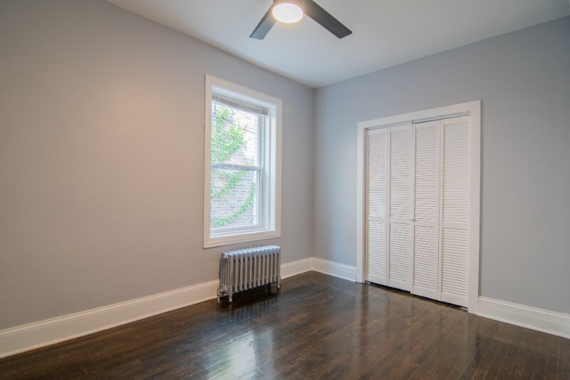 Building Photo - 3024 N Avers Ave