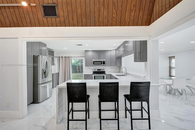 Building Photo - 8350 NW 15th Ct