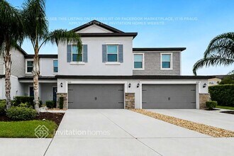 Building Photo - 2844 Coach Manors Way