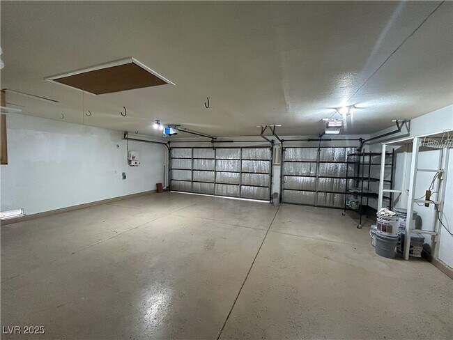 Building Photo - 3436 N Tenaya Wy