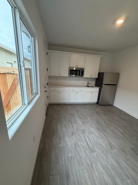 Building Photo - 1715 Sandoval Dr
