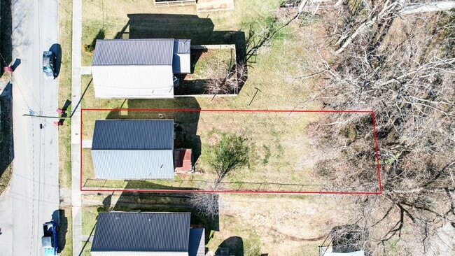 Building Photo - 1008 N Boone St