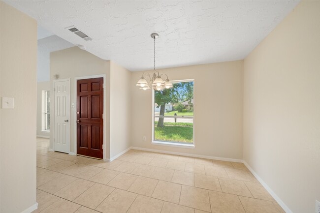Building Photo - 7610 Weatherhill Ln
