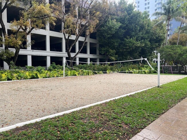 Building Photo - 850 N Miami Ave