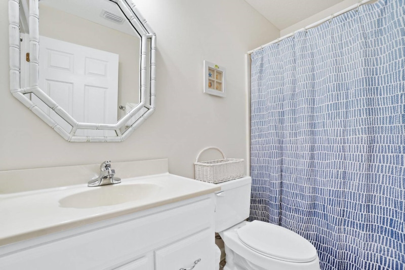 Building Photo - 22609 Sunset Ave