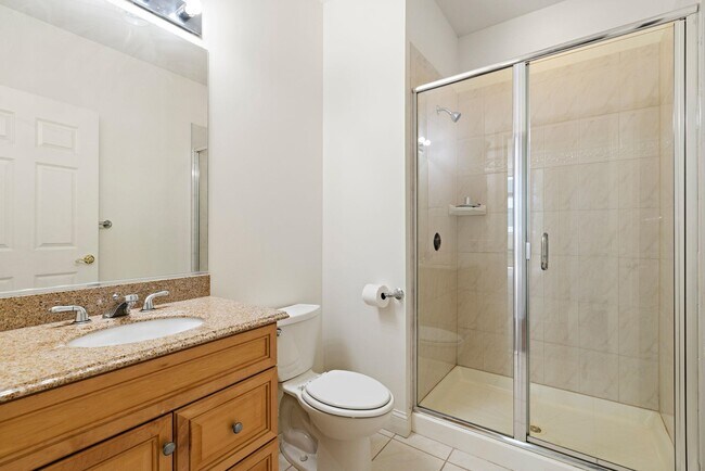 Building Photo - 311 Washington St