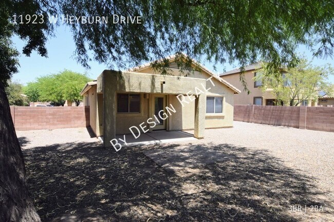 Building Photo - Rancho Marana 3 Bed 2 Bath + Den