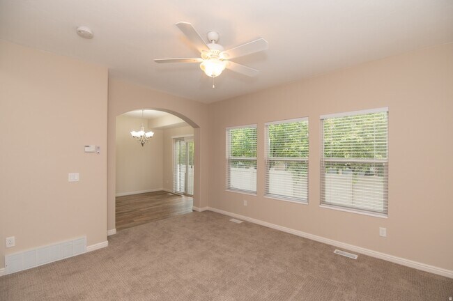 Building Photo - 3422 W Mount Cortina Way
