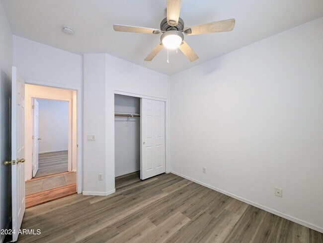 Building Photo - 1530 E Branham Ln