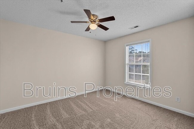 Building Photo - 6117 Hedgecock Cir