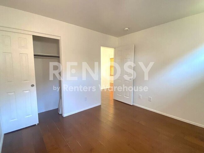Building Photo - Move-In Ready Gated Community Home Near San Tan Village & Loop 202!