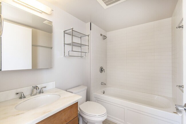 Building Photo - Pacifica Honolulu - 2 Bedroom, 2 Bathroom,...