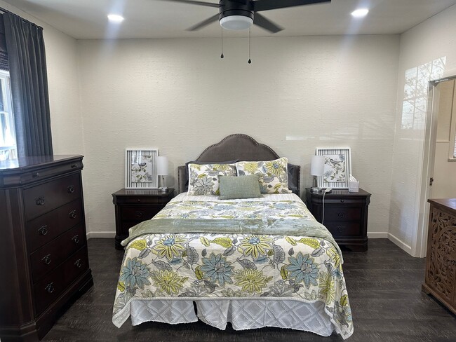 Building Photo - Cottage on Elm Creek;  fully furnished, all bills paid!