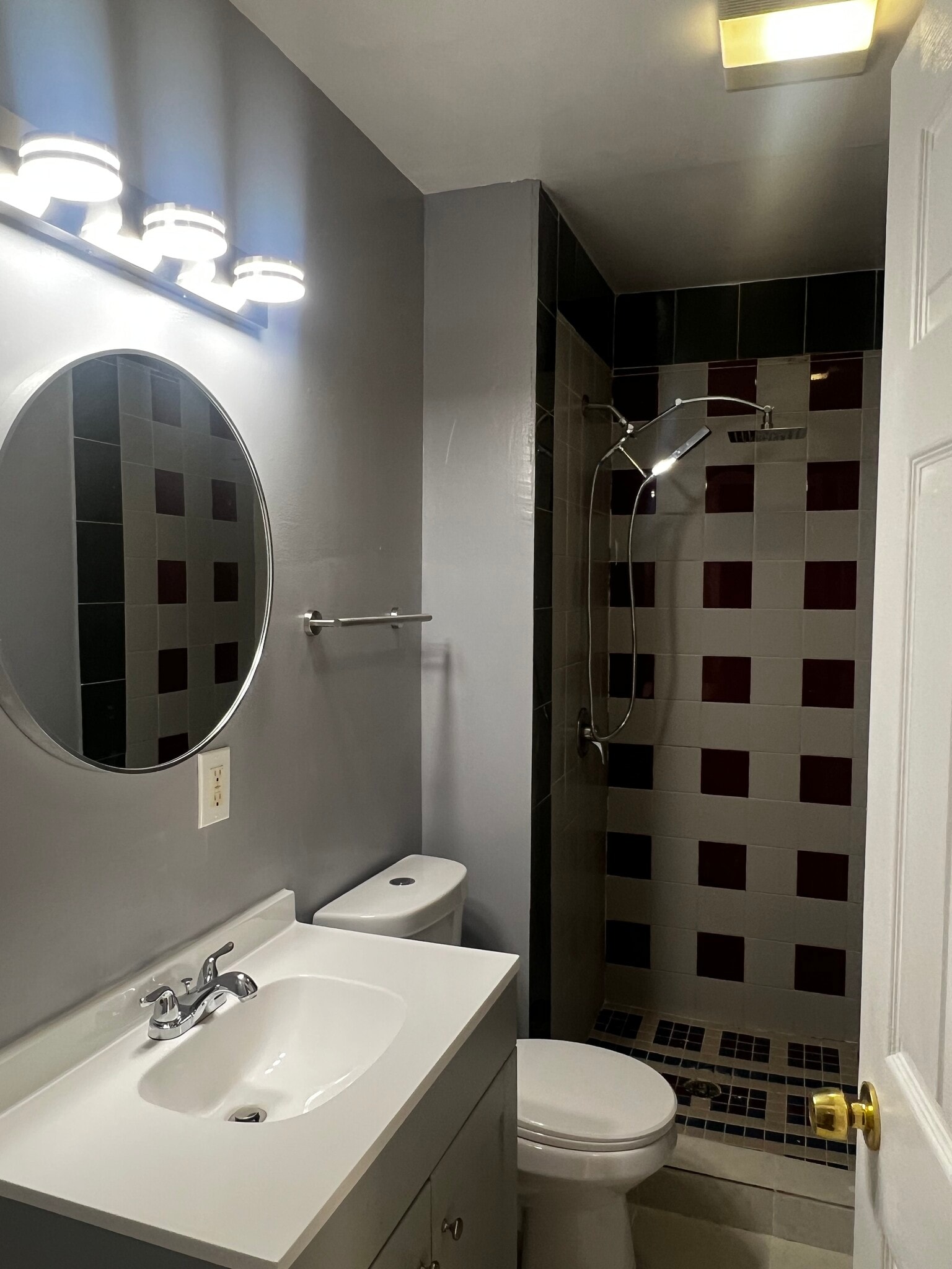 Bathroom 1 - 111 Lafayette St