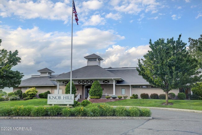 Building Photo - 112 Shinnecock Dr
