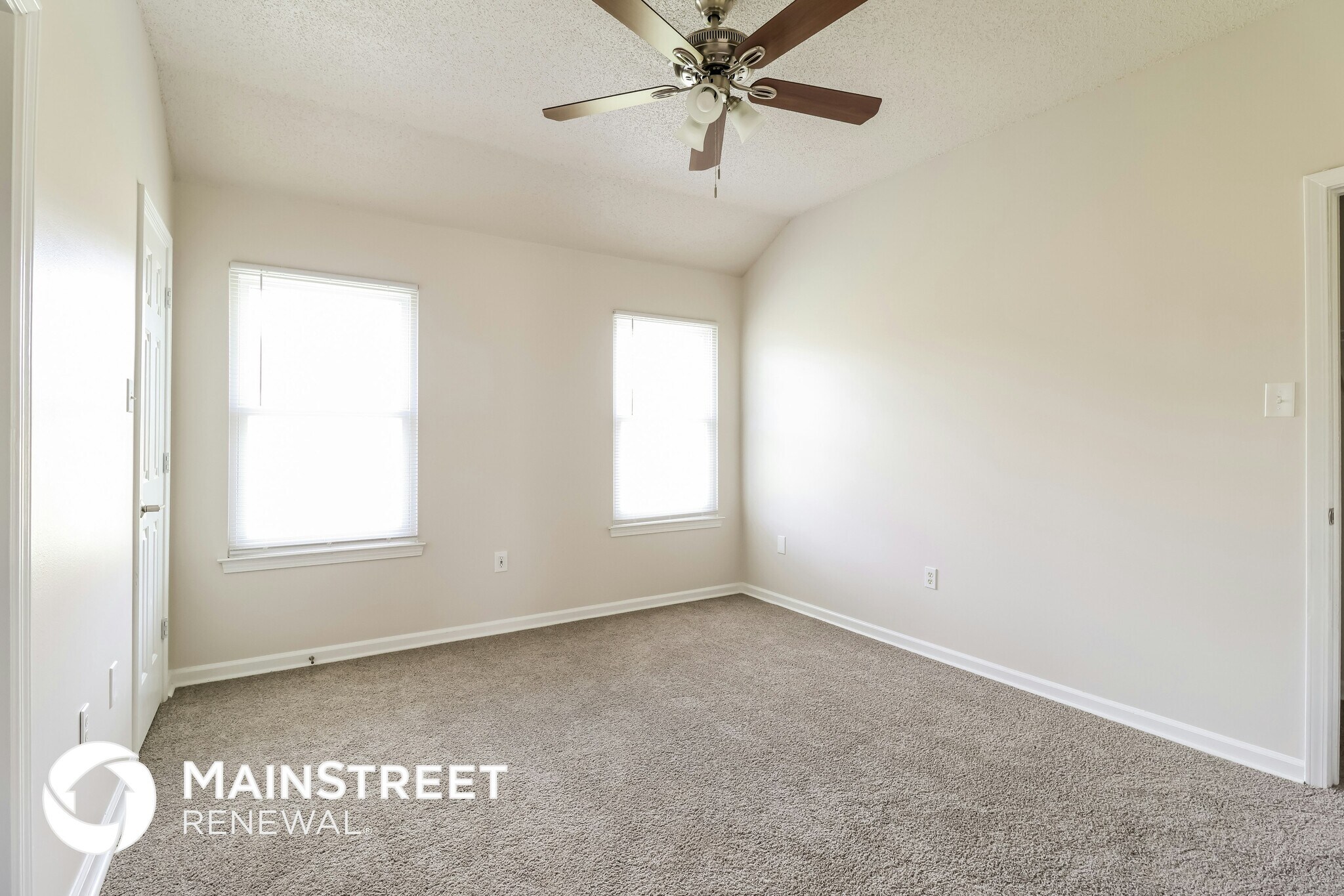 Building Photo - 4410 Elysian Dr