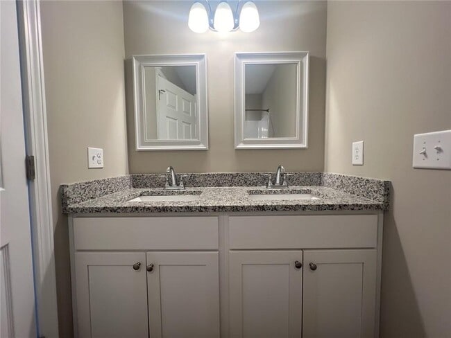 Building Photo - 5968 Moon Drive