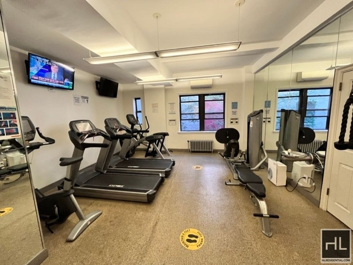 Building Photo - AMSTERDAM AVENUE