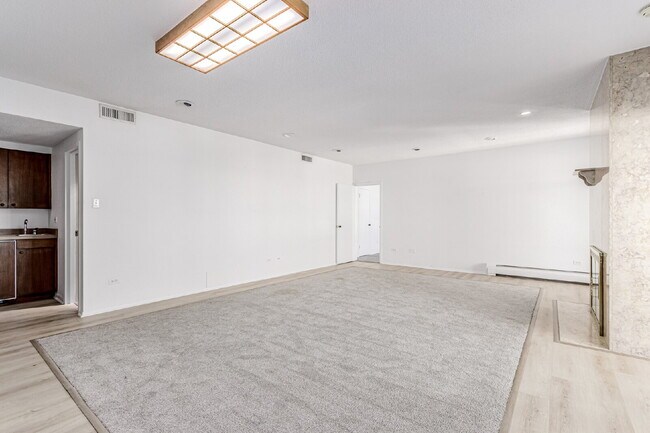 Building Photo - 3131 E Alameda Ave