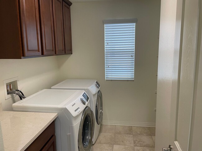 Building Photo - COMING SOON! West Creek 3 Bedroom Home for...