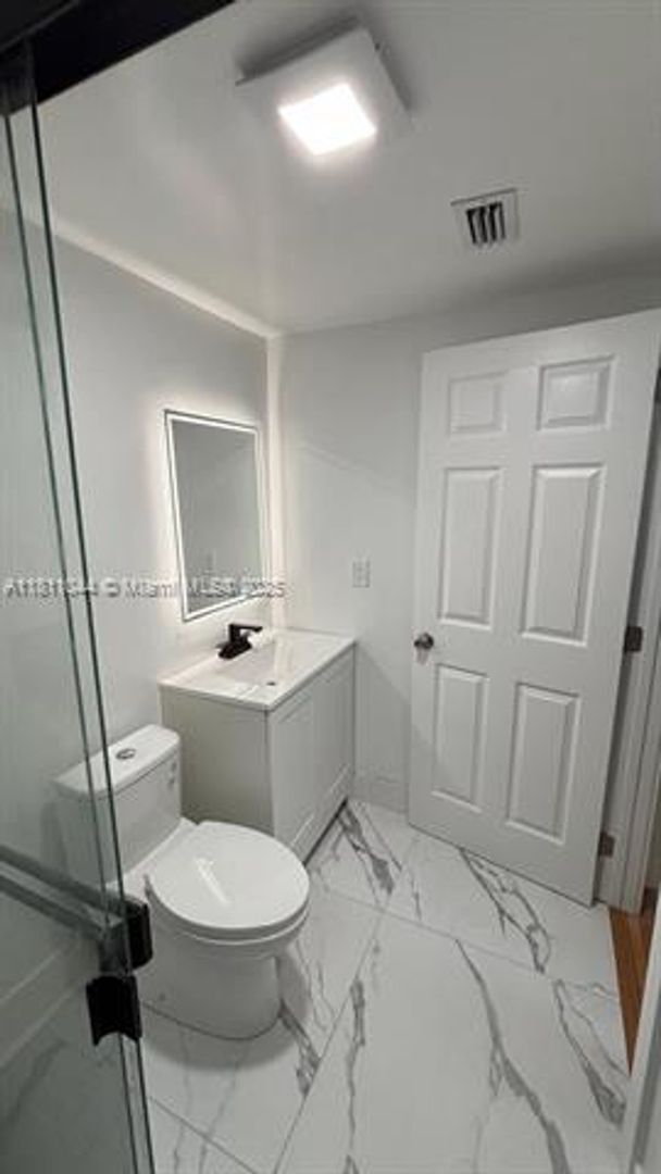 Building Photo - 4147 NW 23rd Ct