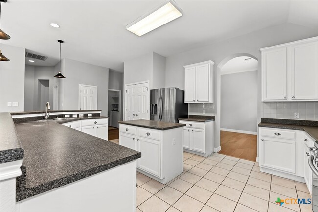 Building Photo - 7003 Currier Cove