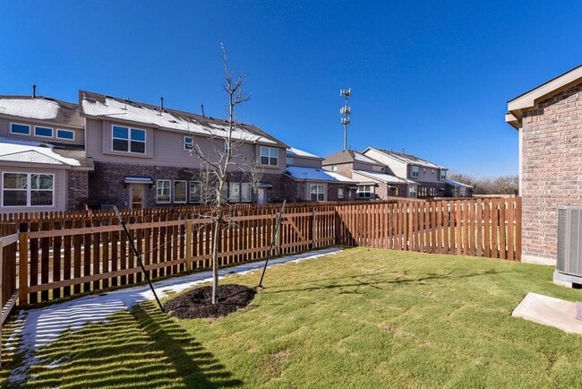 Building Photo - 603B Pearly Eye Dr