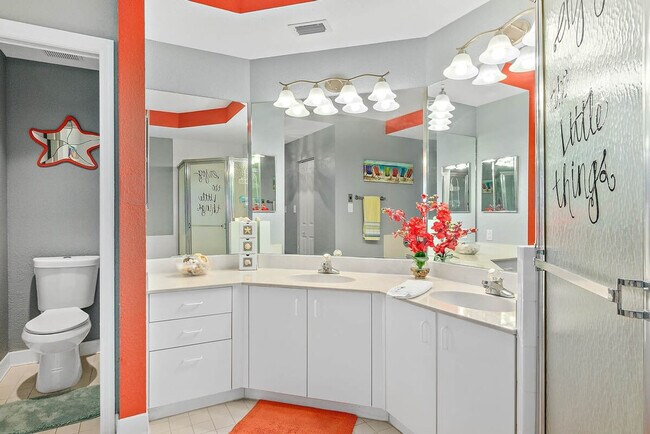 Building Photo - 110 Surfview Dr