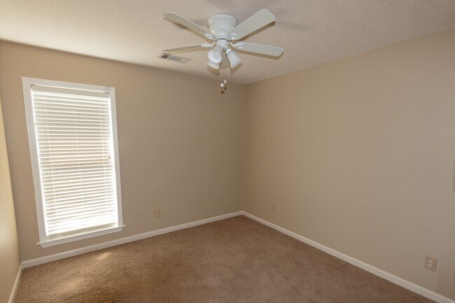 Building Photo - Home for rent in Prattville