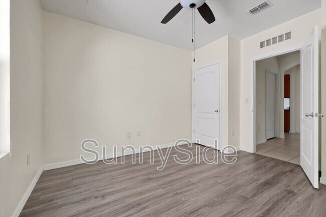 Building Photo - 318 Briar Patch Lp