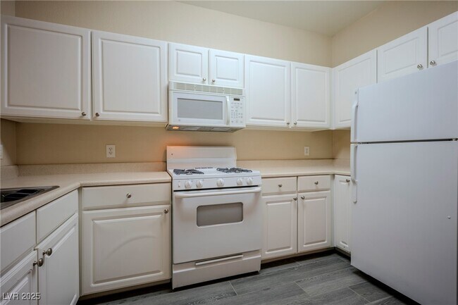 Building Photo - 9000 S Las Vegas Blvd