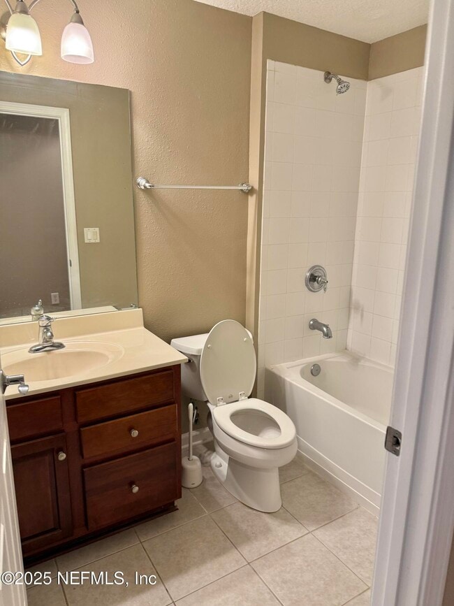 Building Photo - 8357 Highgate Dr