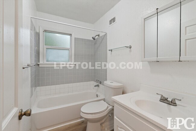 Building Photo - 1109 Turner Ave